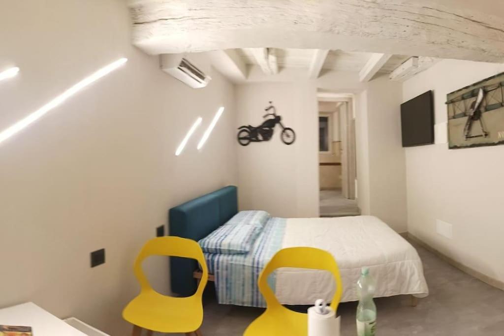A Due Passi Dal Castello Apartment Soncino Luaran gambar